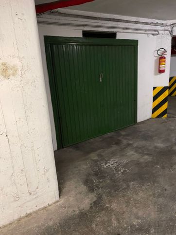 Garage/posto auto in residenziale in Via Martiri della Resistenza