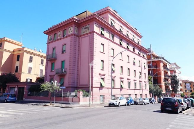 Appartamento in residenziale in Via Alcamo 4