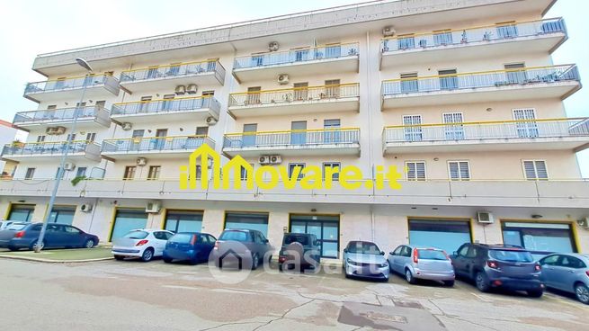 Attivitã /licenza (con o senza mura) in commerciale in Via Suor Marcella Arosio 17