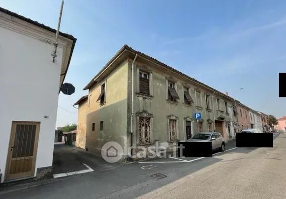 Villetta a schiera in residenziale in Via Teresio Olivelli 20