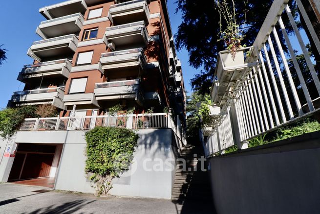 Appartamento in residenziale in Via Briscata