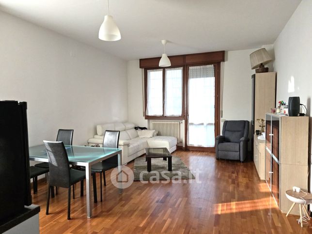 Appartamento in residenziale in Via Lambro 74