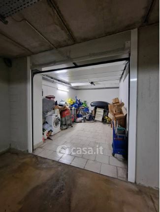Box/posto auto in residenziale in Via Giacomo Frassi 13