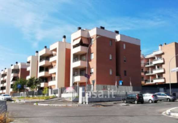 Appartamento in residenziale in Via Raffaello Liberti 65