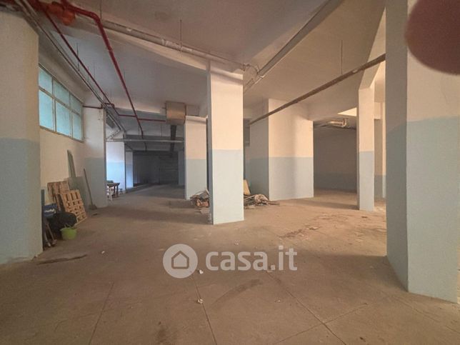 Box/posto auto in residenziale in Via Sampolo 214