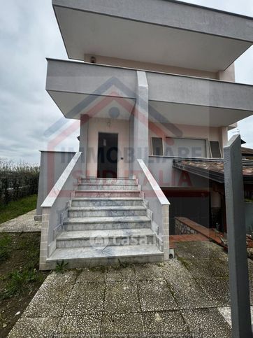 Villa in residenziale in Via Staffetta