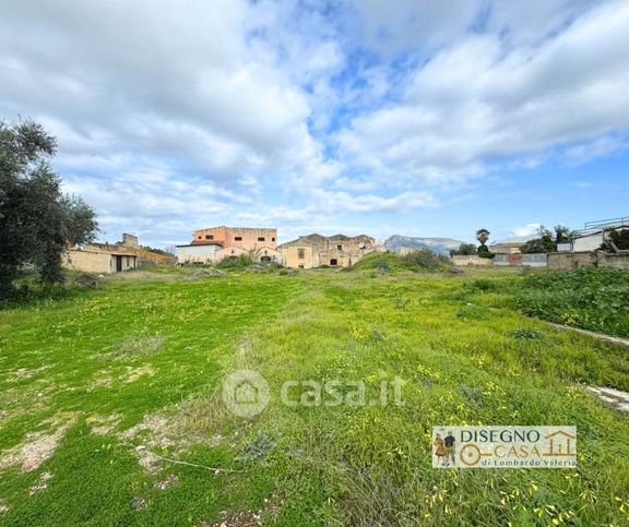 Terreno agricolo in commerciale in 