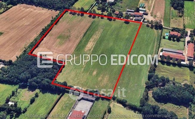 Terreno agricolo in commerciale in Via Domodossola