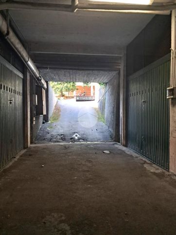 Box/posto auto in residenziale in Via Privata Orchidea 5