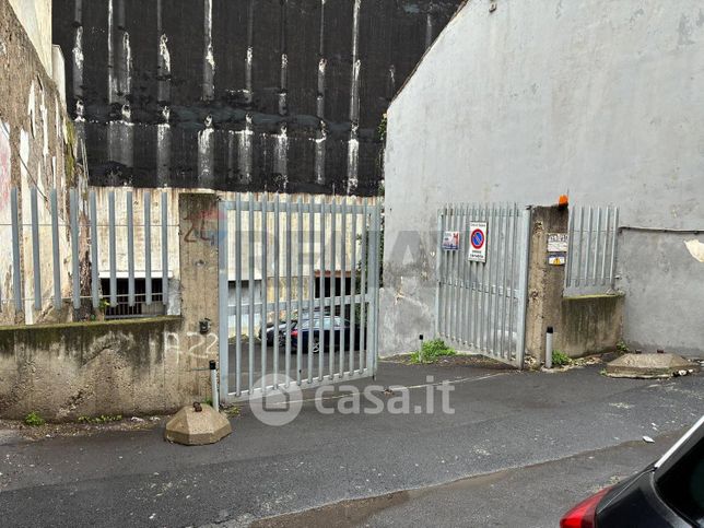 Box/posto auto in residenziale in Via Giulia 22