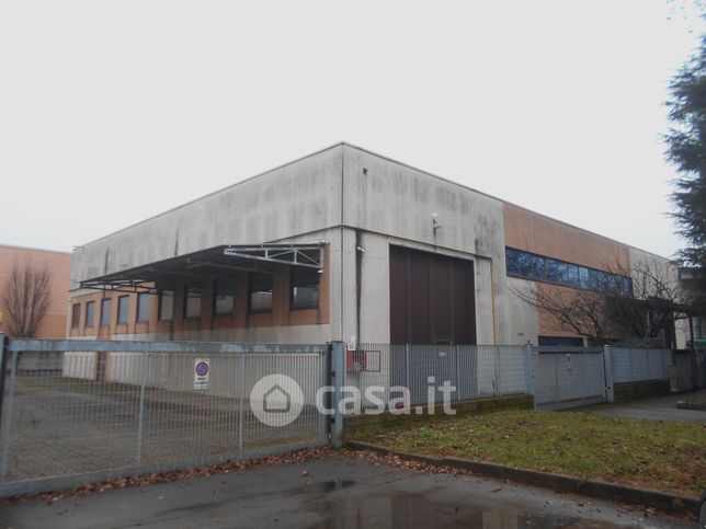 Capannone in commerciale in Via G. Missori 52