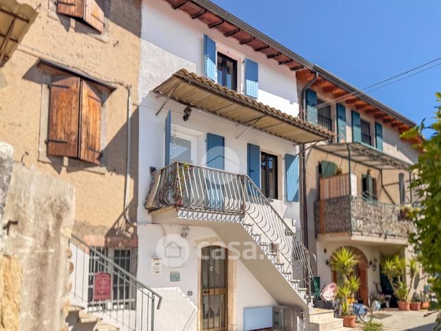 Rustico/casale in residenziale in Via Modena 25