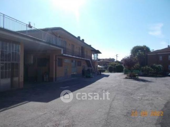 Capannone in commerciale in Strada Provinciale 35 37 -17