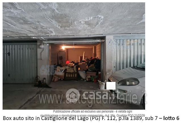 Box/posto auto in residenziale in Via Trasimeno 268