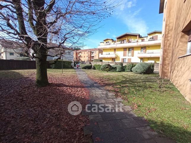 Appartamento in residenziale in Via Caracciolo