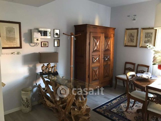 Appartamento in residenziale in Via Jacopino da Tradate