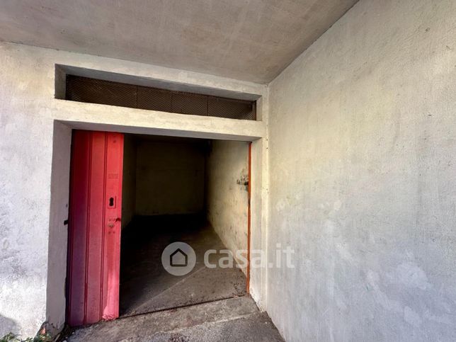 Box/posto auto in residenziale in 