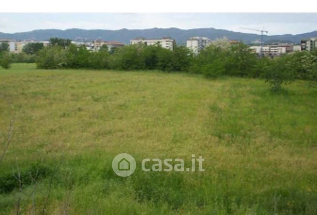 Terreno edificabile in residenziale in Contrada Santa Rosa