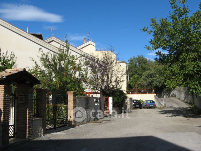 Villetta a schiera in residenziale in Contrada Tascone