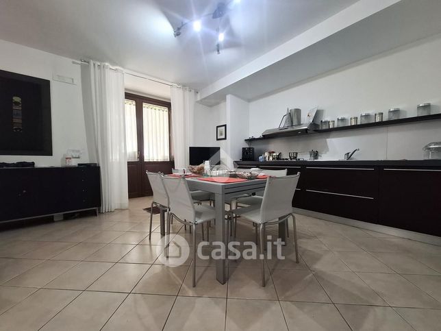 Casa indipendente in residenziale in Corso Vittorio Veneto 17
