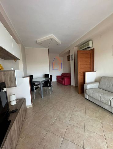 Appartamento in residenziale in Via Lipari 5