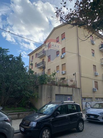 Appartamento in residenziale in Viale Sicilia 106