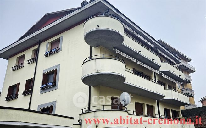 Appartamento in residenziale in Via Ferruccio Ghinaglia 10 a