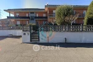 Appartamento in residenziale in Via Valdellatorre 43