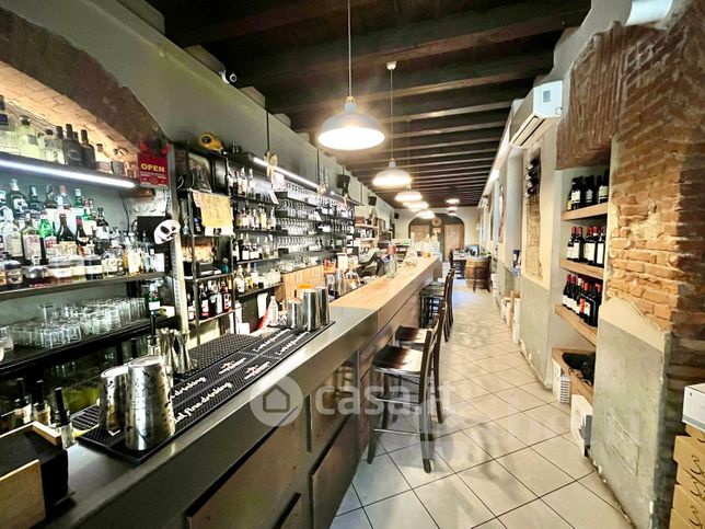 Attivitã /licenza (con o senza mura) in commerciale in Via Giuseppe Mazzini 20