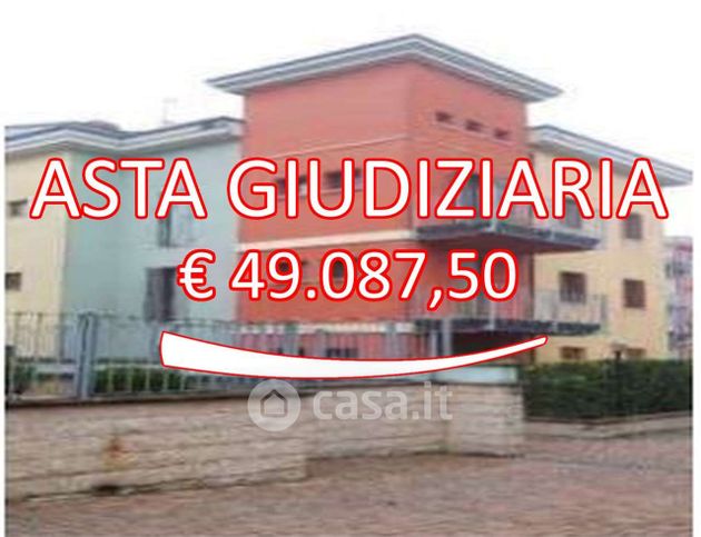 Appartamento in residenziale in Via Leopoldo Pilla 3