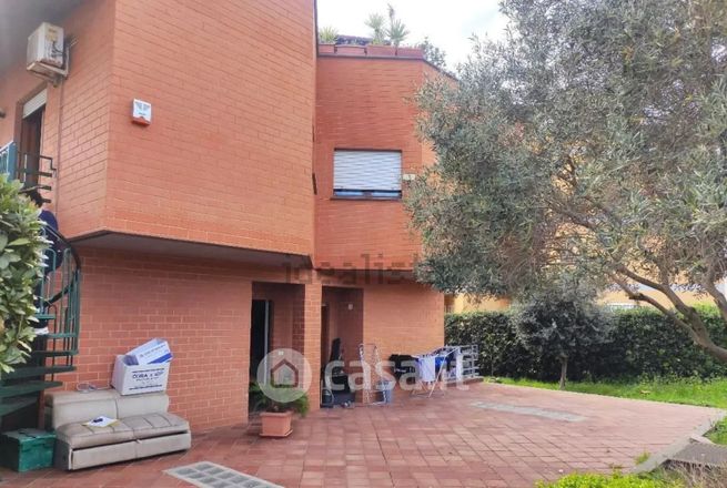 Villetta a schiera in residenziale in Via delle Colonie 71