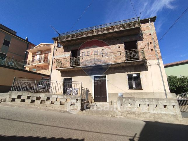 Casa indipendente in residenziale in Via San Domenico 149