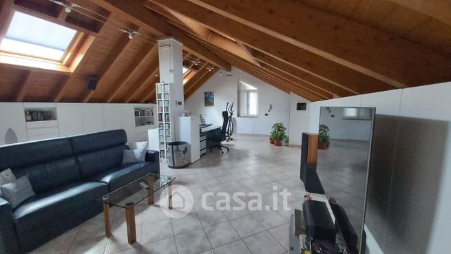Villa in residenziale in 