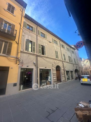 Ufficio in commerciale in Via Garibaldi