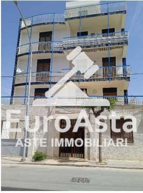 Appartamento in residenziale in Viale Val di Mazara 67