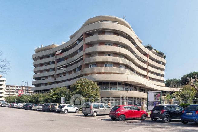 Ufficio in commerciale in Via R. Paolucci 3