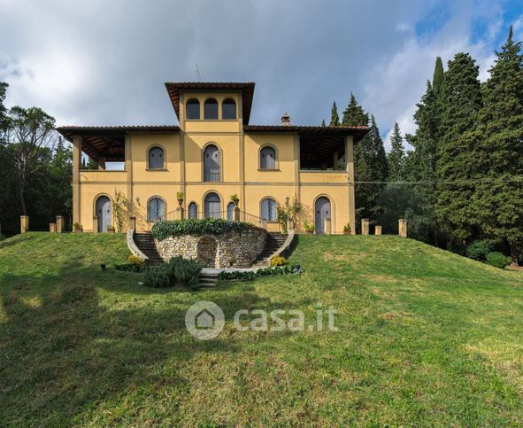 Villa in residenziale in Loc. Montebeni Fiesole