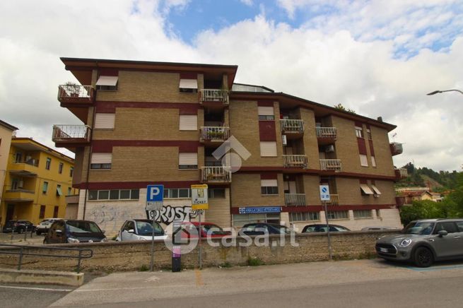 Appartamento in residenziale in Via Giovanni Amadio 21