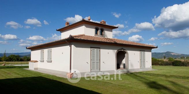 Rustico/casale in residenziale in 