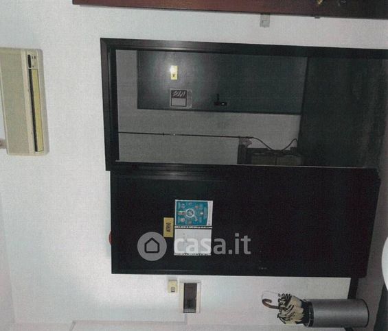 Capannone in commerciale in Via Angelo Fusari 47