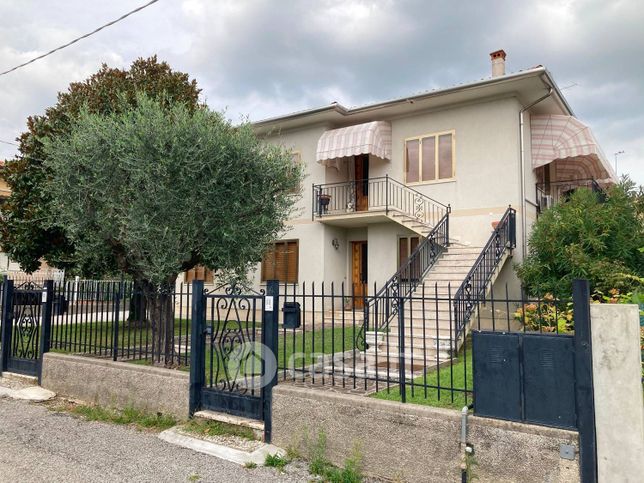 Villa in residenziale in Strada dei Colli 110