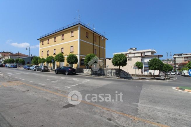 Appartamento in residenziale in Via Dante Alighieri 6