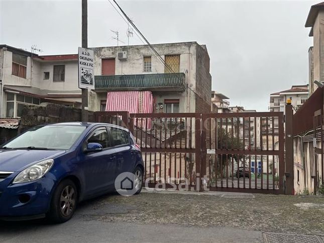 Garage/posto auto in residenziale in Via Generale Maravigna