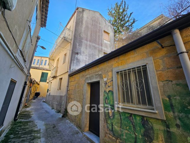 Casa indipendente in residenziale in Via Mulino a Vento 27