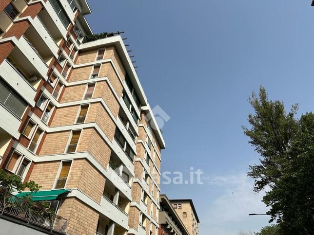 Appartamento in residenziale in Via Caduti della Via Fani 7