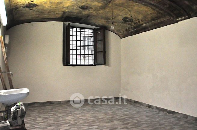 Box/posto auto in residenziale in Via di Fieravecchia 46