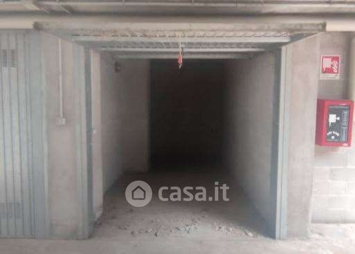 Box/posto auto in residenziale in Via Piero Gobetti