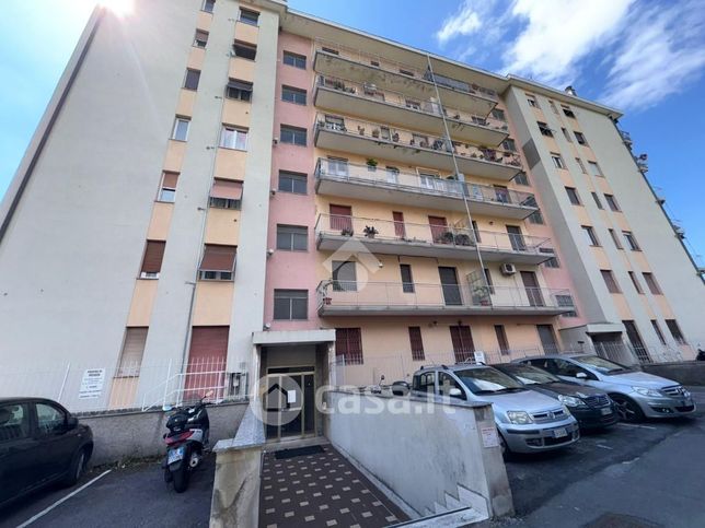 Appartamento in residenziale in Via Tonale 15