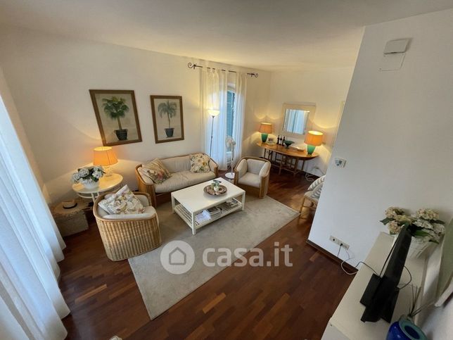 Villa in residenziale in Via Filippo Corridoni 28