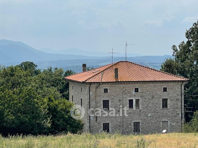 Rustico/casale in residenziale in 